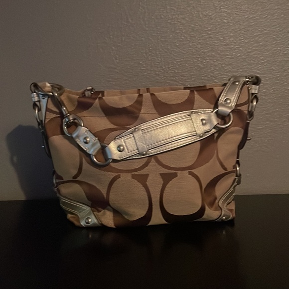 Coach Purse - Picture 4 of 6
